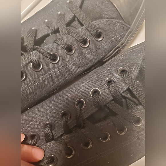 Converse Black Canvas Low-Top Sneakers Mens 9.5 Womens 11.5 - Picture 5 of 9